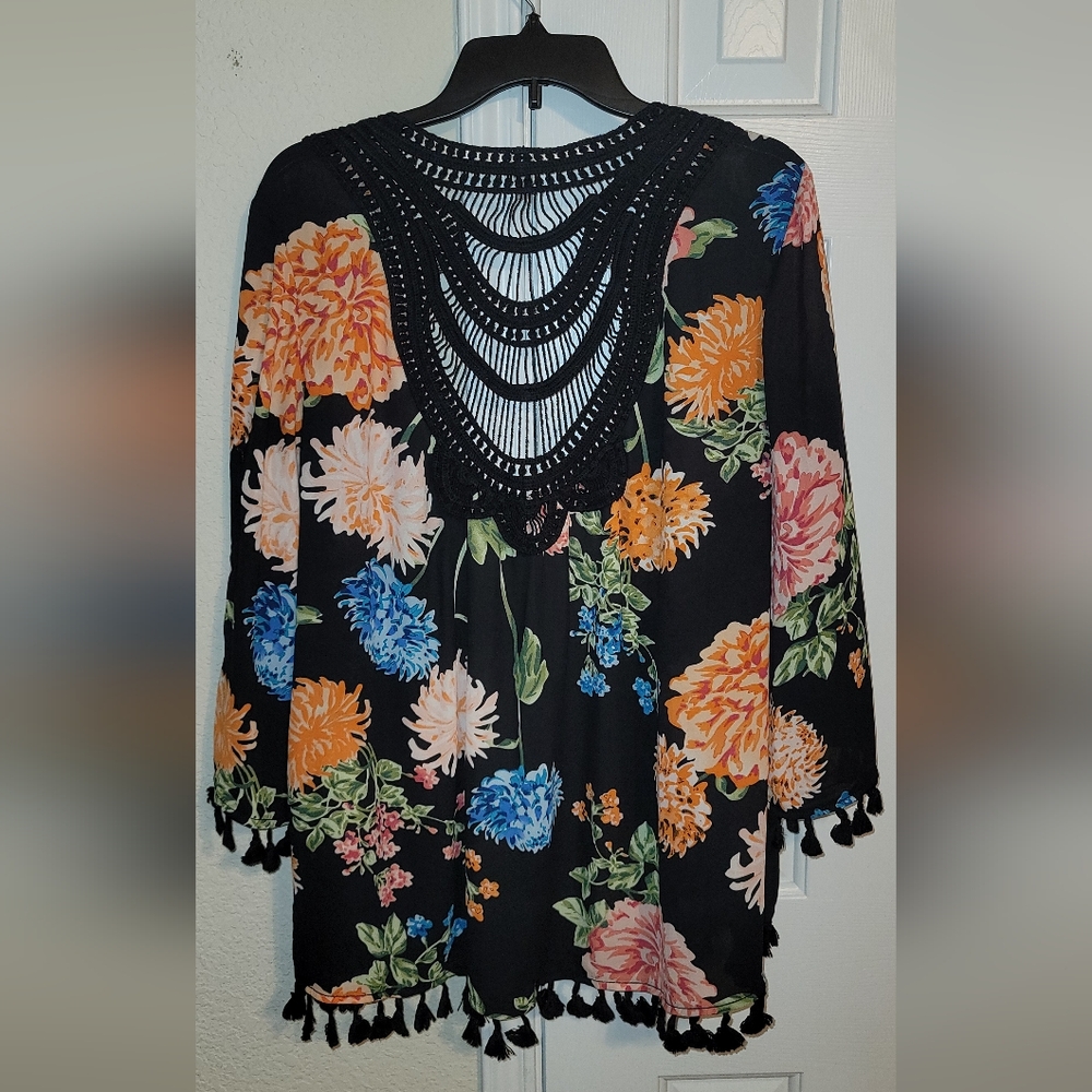 A.Moon Floral Kimono